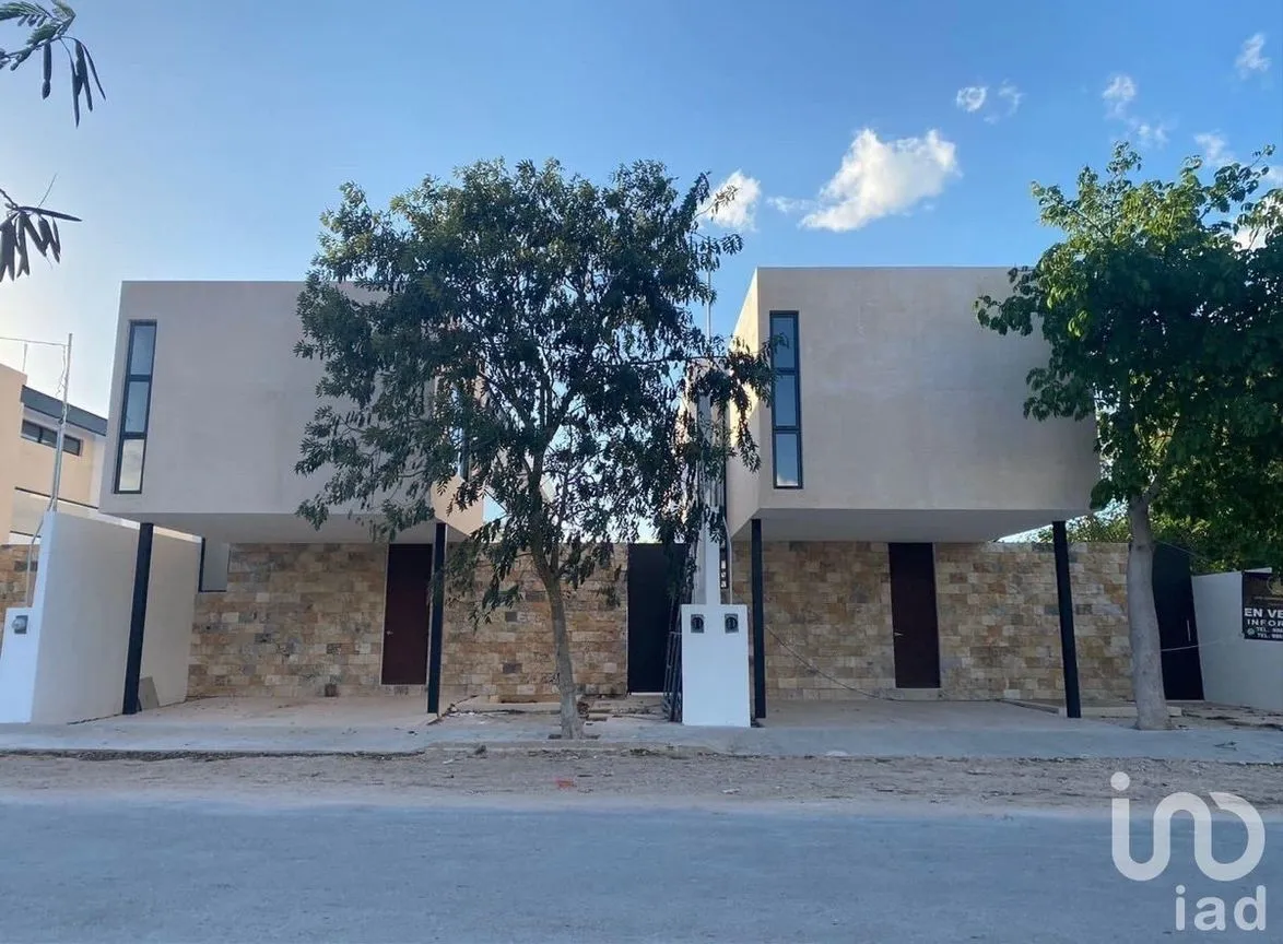 Casa en Venta en Cholul, Mérida, Yucatán | NEX-108673 | iad México | Foto 1 de 20