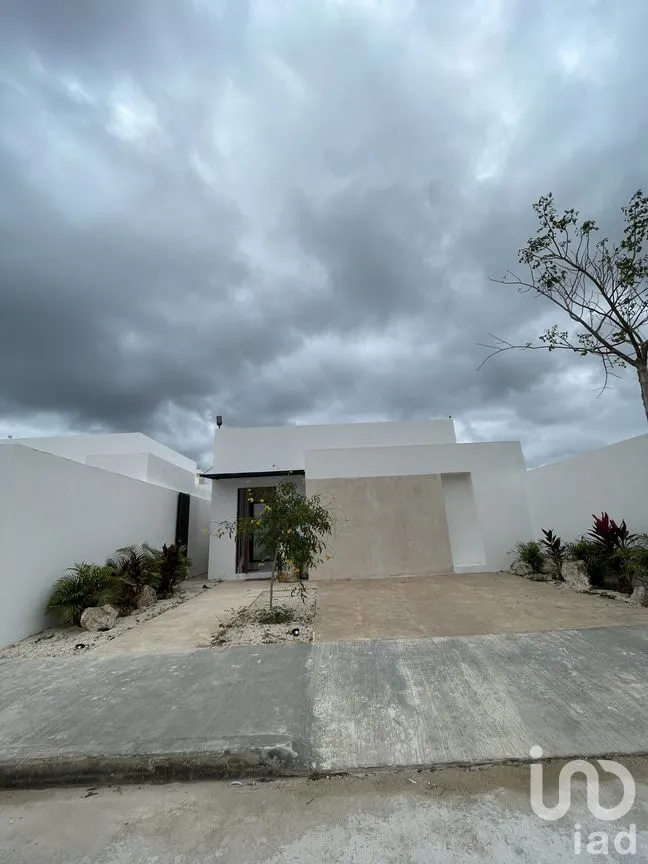 Casa en Venta en Conkal, Conkal, Yucatán | NEX-270847 | iad México | Foto 2 de 49