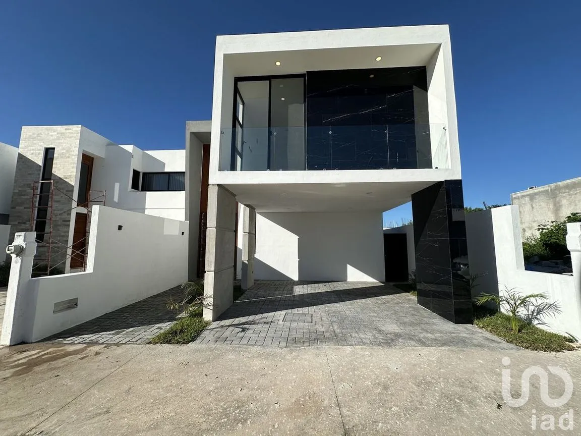 Casa en Venta en Conkal, Conkal, Yucatán | NEX-270862 | iad México | Foto 1 de 50