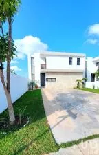 NEX-270868 - Casa en Venta, con 2 recamaras, con 2 baños, con 220 m2 de construcción.
