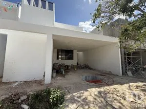 NEX-270877 - Casa en Venta, con 3 recamaras, con 3 baños, con 286 m2 de construcción.