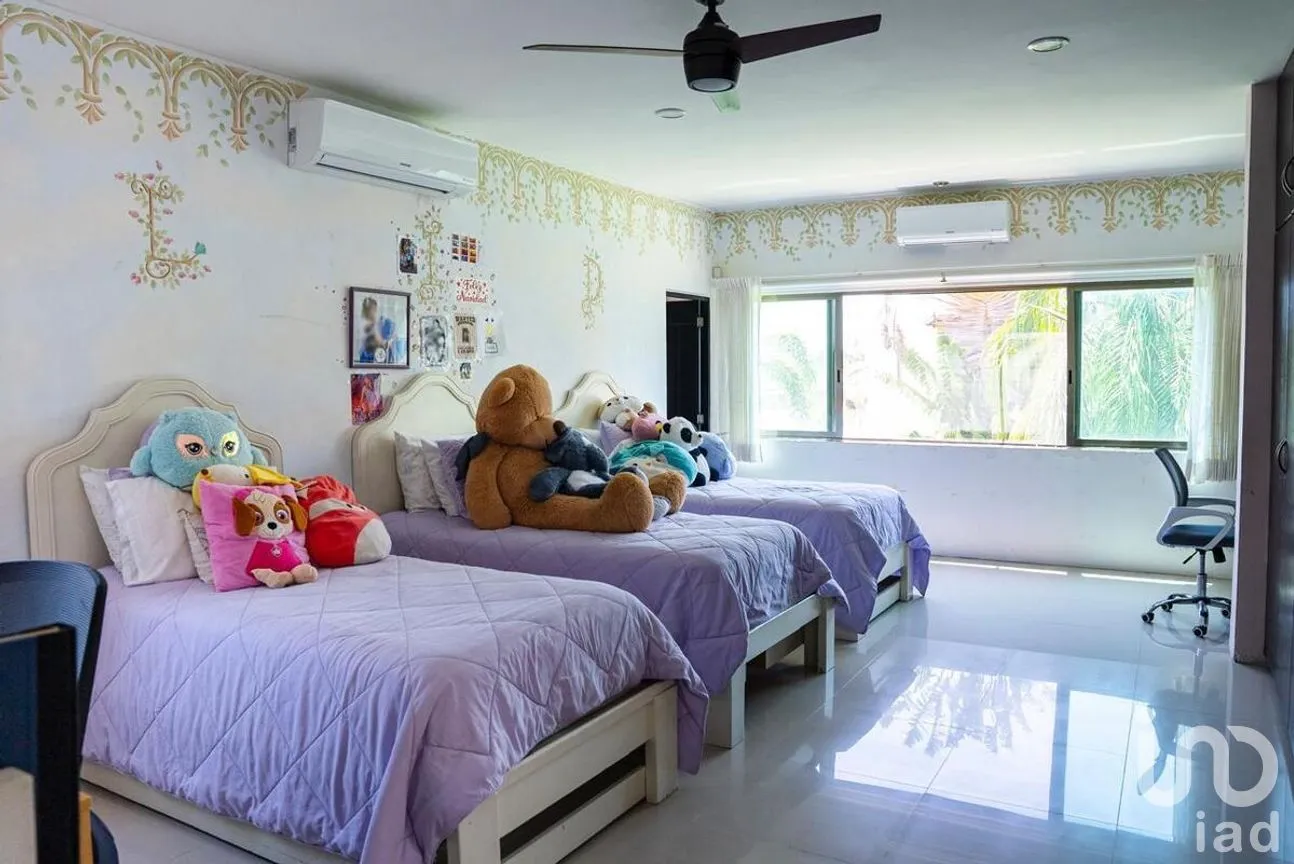 Casa en Venta en Residencial Colonia México, Mérida, Yucatán | NEX-271002 | iad México | Foto 2 de 46