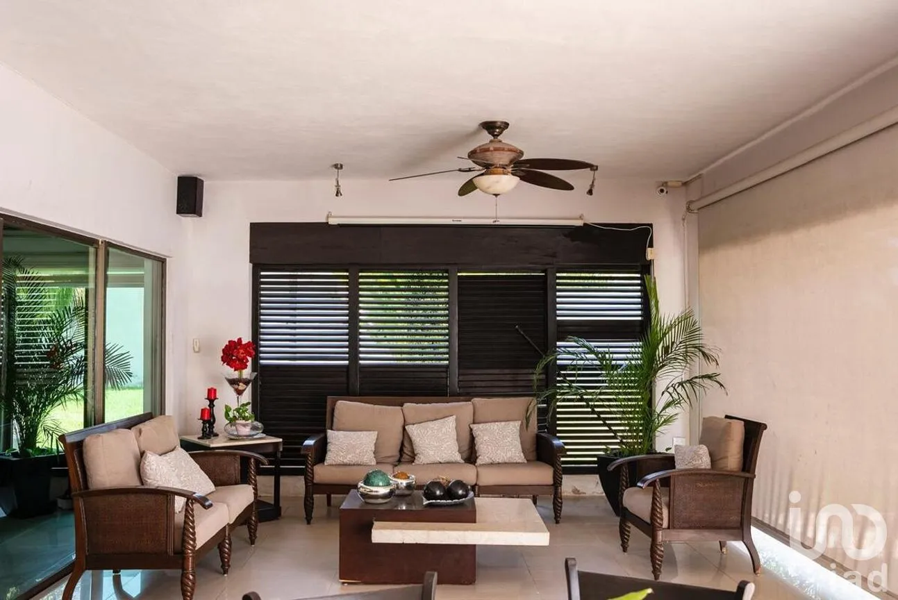 Casa en Venta en Residencial Colonia México, Mérida, Yucatán | NEX-271002 | iad México | Foto 11 de 46