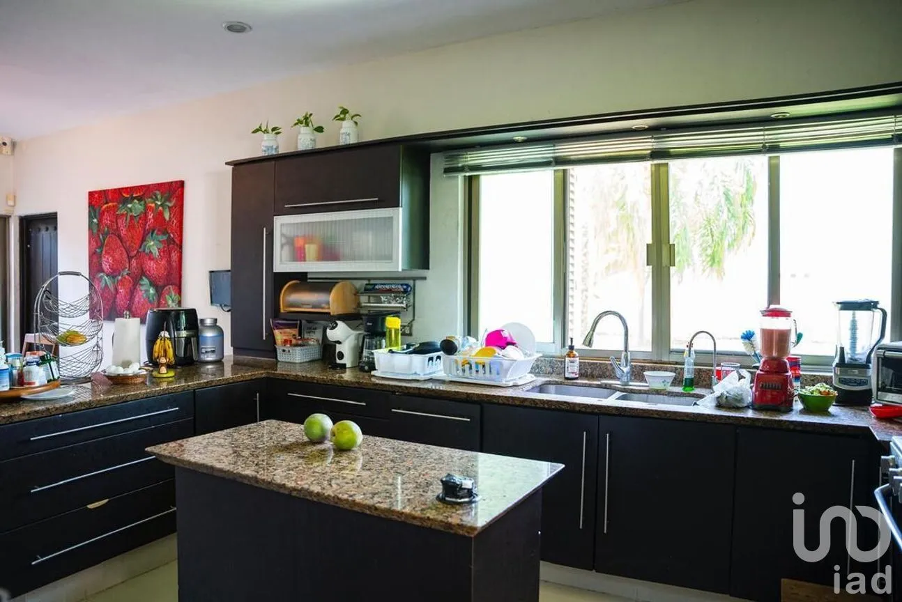 Casa en Venta en Residencial Colonia México, Mérida, Yucatán | NEX-271002 | iad México | Foto 3 de 46
