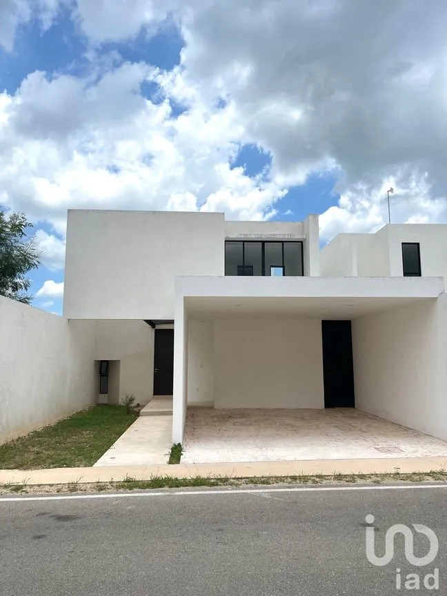 Casa en Venta en Conkal, Conkal, Yucatán | NEX-271332 | iad México | Foto 1 de 22