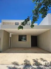 NEX-272122 - Casa en Venta, con 3 recamaras, con 3 baños, con 238 m2 de construcción.