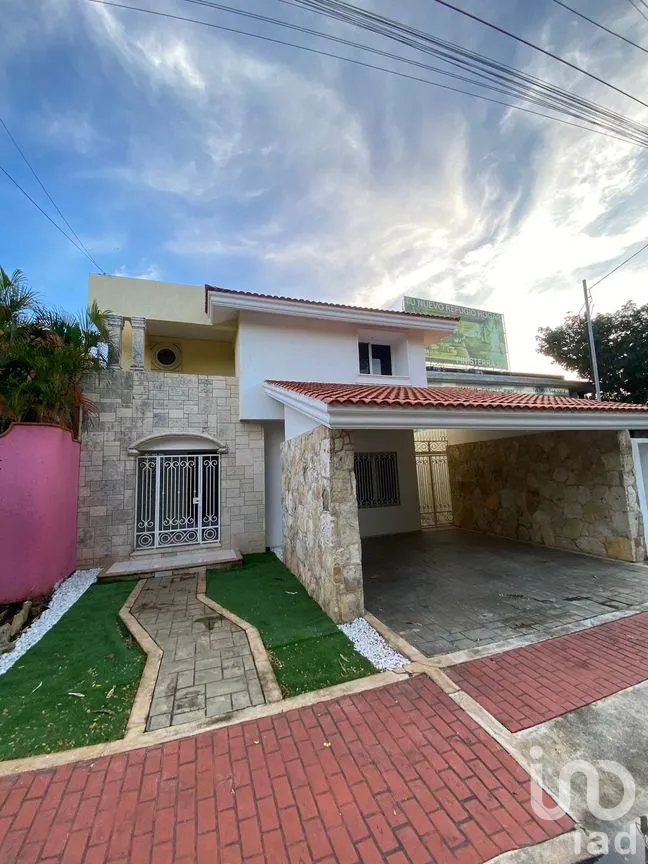 Casa en Venta en Monterreal, Mérida, Yucatán | NEX-272250 | iad México | Foto 3 de 47
