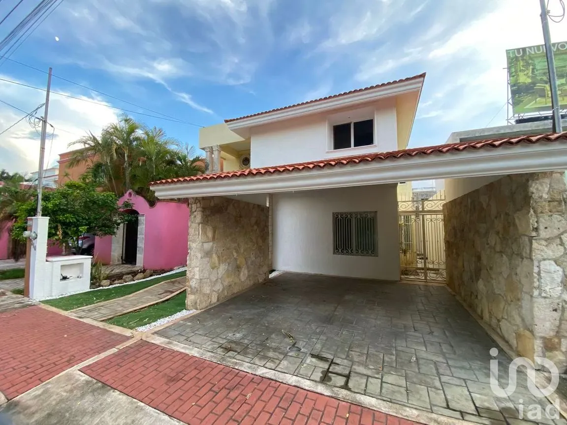 Casa en Venta en Monterreal, Mérida, Yucatán | NEX-272250 | iad México | Foto 1 de 47