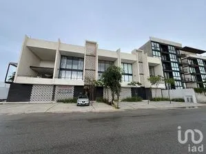 NEX-288824 - Departamento en Venta, con 2 recamaras, con 2 baños, con 180 m2 de construcción en Montebello, CP 97113, Yucatán.
