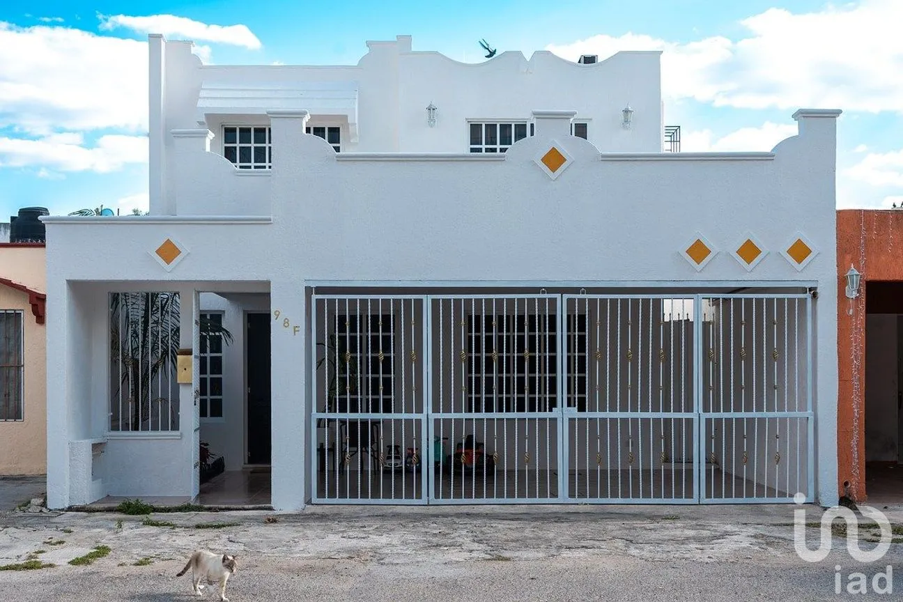 Casa en Venta en Chuburna de Hidalgo, Mérida, Yucatán | NEX-290679 | iad México | Foto 1 de 12