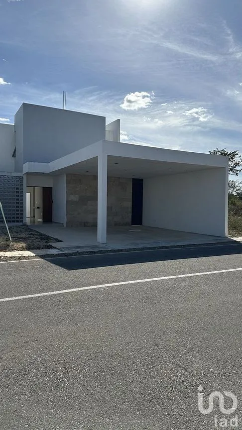 Casa en Venta en Conkal, Conkal, Yucatán | NEX-292209 | iad México | Foto 1 de 50