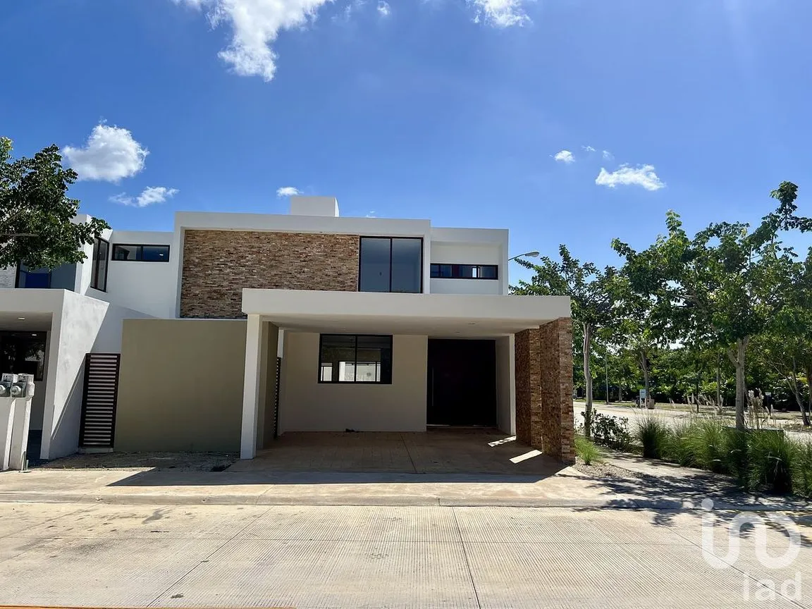 Casa en Venta en Conkal, Conkal, Yucatán | NEX-292898 | iad México | Foto 1 de 21