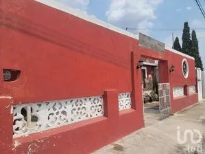 NEX-293005 - Casa en Venta, con 3 recamaras, con 2 baños, con 164 m2 de construcción en Cortes Sarmiento, CP 97168, Yucatán.