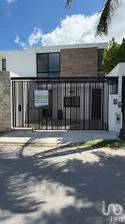 NEX-300499 - Casa en Renta, con 2 recamaras, con 2 baños, con 1 m2 de construcción.
