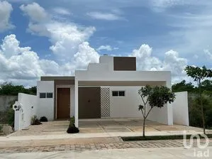 NEX-301133 - Casa en Venta, con 3 recamaras, con 4 baños, con 248 m2 de construcción.