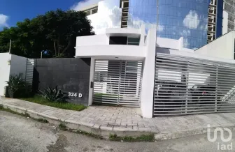 NEX-93884 - Casa en Venta, con 4 recamaras, con 6 baños, con 300 m2 de construcción en Montebello, CP 97113, Yucatán.