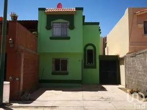 NEX-201367 - Casa en Venta, con 6 recamaras, con 5 baños, con 156 m2 de construcción en Agaves Residencial, CP 83284, Sonora.