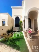 NEX-202237 - Casa en Renta, con 4 recamaras, con 4 baños, con 250 m2 de construcción en Santa Lucia, CP 83145, Sonora.