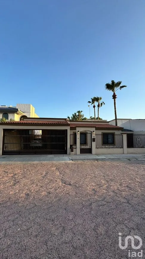 Casa en Renta en Racquet Club I Sección Sur, Hermosillo, Sonora | NEX-226810 | iad México | Foto 1 de 26