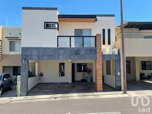 NEX-288563 - Casa en Renta, con 3 recamaras, con 2 baños, con 160 m2 de construcción en Santa Bárbara, CP 83114, Sonora.