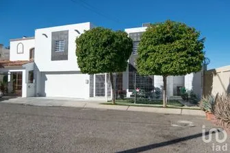 NEX-290483 - Casa en Venta, con 3 recamaras, con 3 baños, con 217 m2 de construcción en Seminario, CP 83249, Sonora.