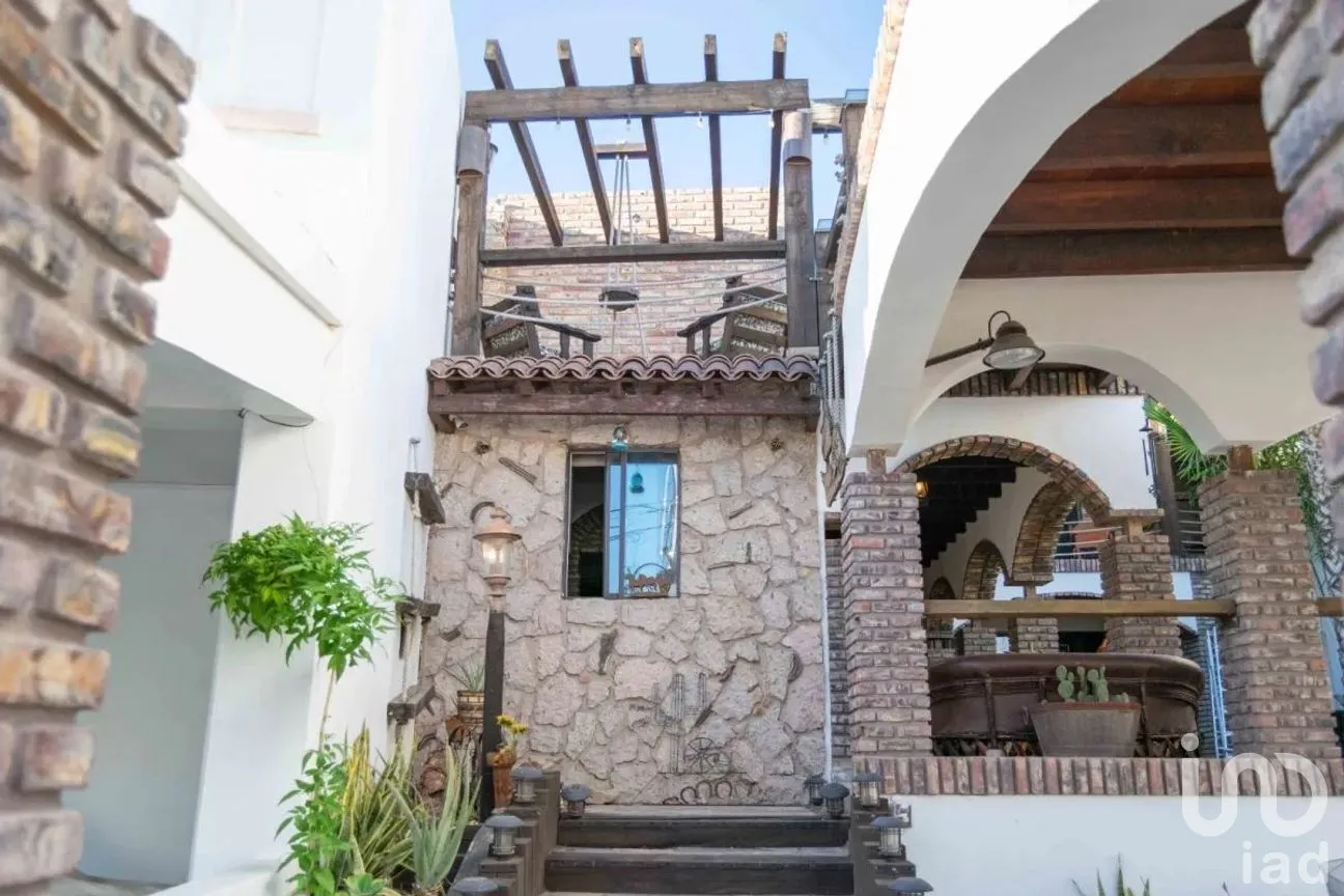 Casa en Venta en Cumbres Residencial, Hermosillo, Sonora | NEX-290518 | iad México | Foto 2 de 25