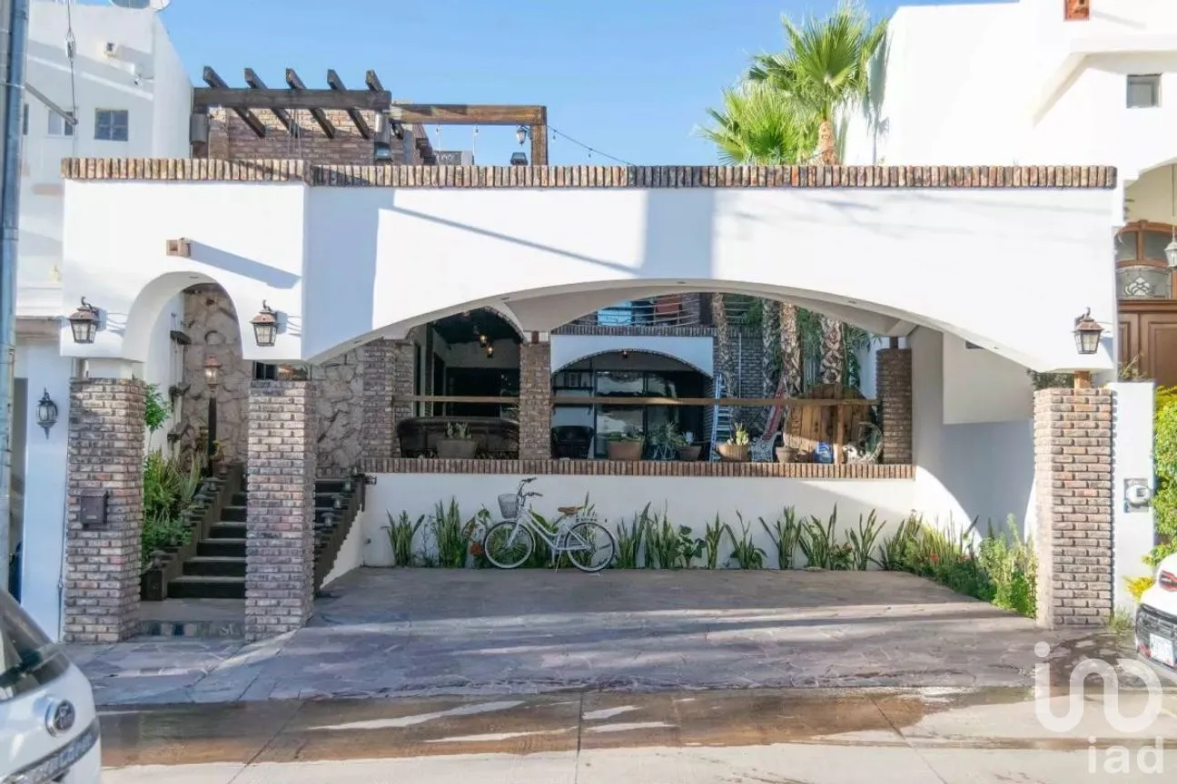 Casa en Venta en Cumbres Residencial, Hermosillo, Sonora | NEX-290518 | iad México | Foto 1 de 25