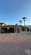 NEX-290539 - Casa en Renta, con 3 recamaras, con 2 baños, con 200 m2 de construcción en Racquet Club I Sección Sur, CP 83200, Sonora.