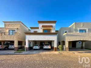 NEX-291462 - Casa en Venta, con 3 recamaras, con 3 baños, con 207 m2 de construcción en Corceles Residencial, CP 83243, Sonora.