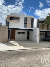 NEX-105461 - Casa en Venta, con 2 recamaras, con 2 baños, con 170 m2 de construcción en Santa Rita Cholul, CP 97130, Yucatán.