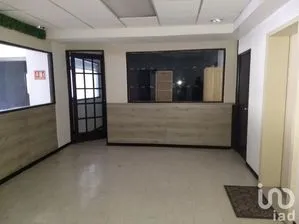 NEX-207580 - Oficina en Renta, con 2 baños, con 1233 m2 de construcción.