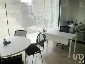 NEX-208016 - Oficina en Renta, con 2 baños, con 24 m2 de construcción.