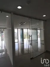 NEX-209291 - Oficina en Renta, con 2 baños, con 362 m2 de construcción.
