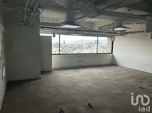 NEX-212253 - Oficina en Renta, con 2 baños, con 126 m2 de construcción.