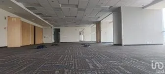 NEX-222827 - Oficina en Renta, con 2 baños, con 375 m2 de construcción.