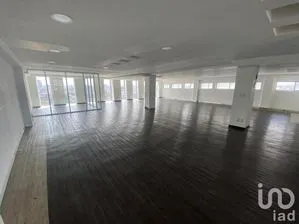 NEX-224305 - Oficina en Renta, con 2 baños, con 244 m2 de construcción.