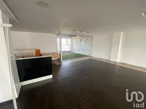 NEX-224308 - Oficina en Renta, con 2 baños, con 244 m2 de construcción.