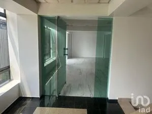 NEX-227754 - Oficina en Renta, con 2 baños, con 120 m2 de construcción.