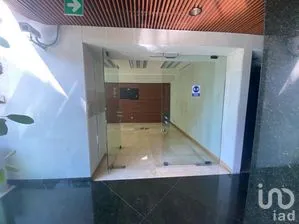 NEX-268913 - Oficina en Renta, con 2 baños, con 509 m2 de construcción.