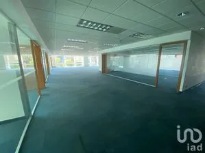 NEX-268914 - Oficina en Renta, con 2 baños, con 450 m2 de construcción.