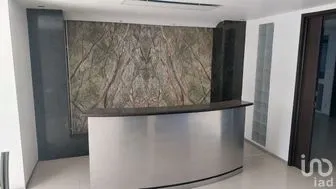 NEX-268931 - Oficina en Renta, con 2 baños, con 314 m2 de construcción.