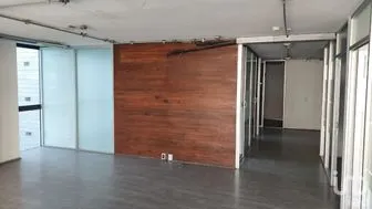 NEX-268932 - Oficina en Renta, con 2 baños, con 150 m2 de construcción.