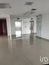 NEX-268945 - Oficina en Renta, con 2 baños, con 137 m2 de construcción.