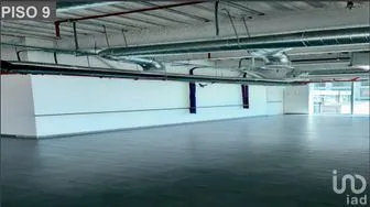 NEX-268956 - Oficina en Renta, con 2 baños, con 463 m2 de construcción.