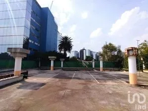 NEX-268974 - Local en Renta, con 2 baños, con 2865 m2 de construcción en Chimalistac, CP 01070, Ciudad de México.