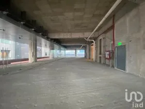 NEX-269297 - Local en Renta, con 2561 m2 de construcción.