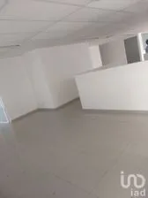 NEX-269350 - Oficina en Renta, con 2 baños, con 685 m2 de construcción.
