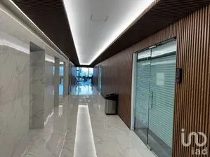 NEX-269358 - Oficina en Renta, con 2 baños, con 633.35 m2 de construcción.