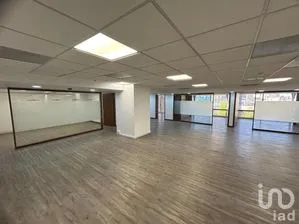 NEX-269366 - Oficina en Renta, con 2 baños, con 410 m2 de construcción.