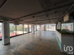 NEX-269377 - Oficina en Renta, con 2 baños, con 245 m2 de construcción.